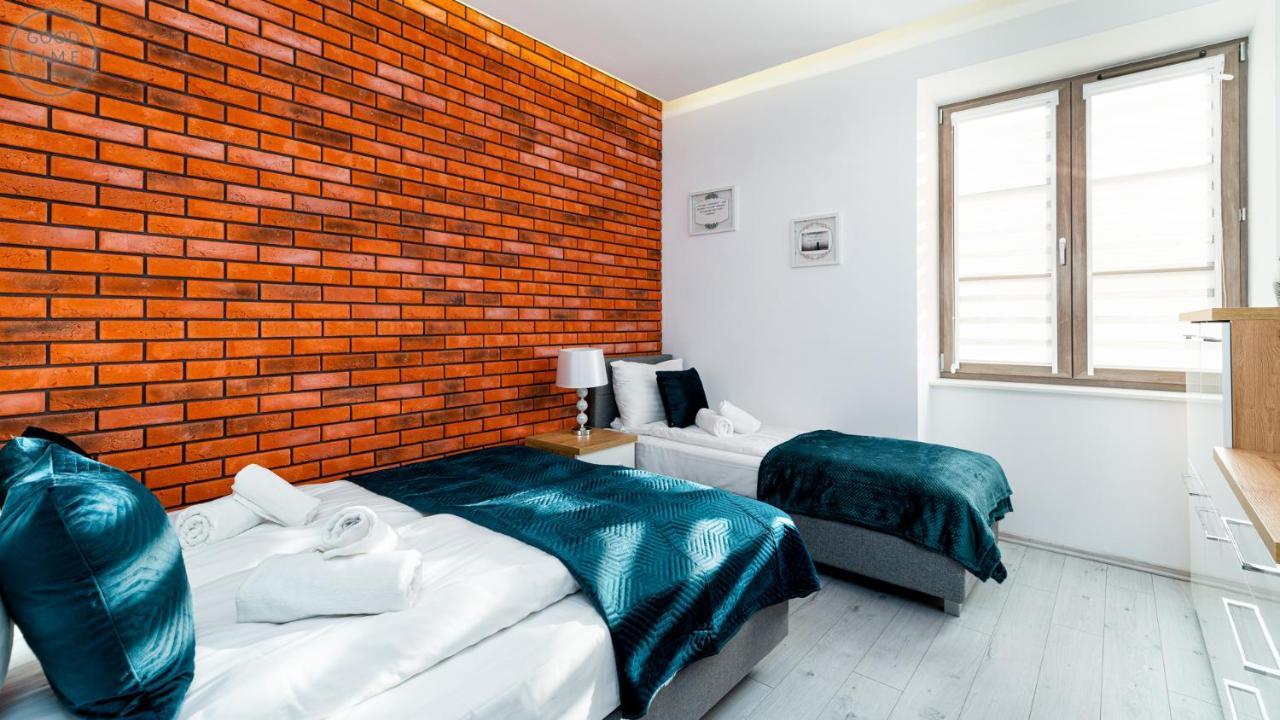 Apartamenty Good Time - Stone Hill III ชกลาร์สกา ปอเรมบา ภายนอก รูปภาพ